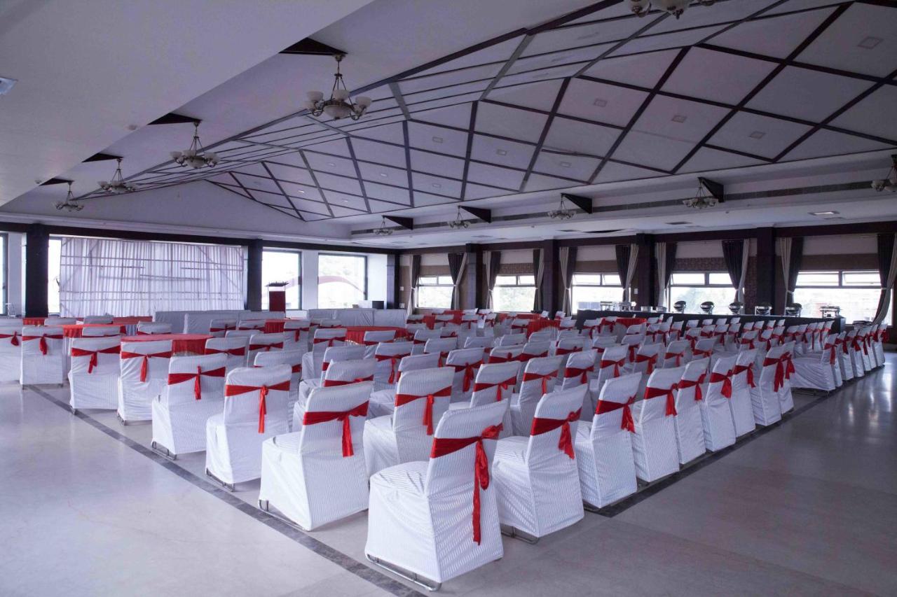 Hotel Central Park Siliguri Luaran gambar
